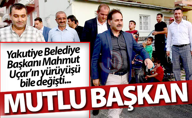Bu da "Mutlu Başkan" pozu...