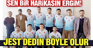 Jest dediğin böyle olur!