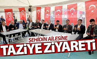 Şehit ailesine taziye ziyareti